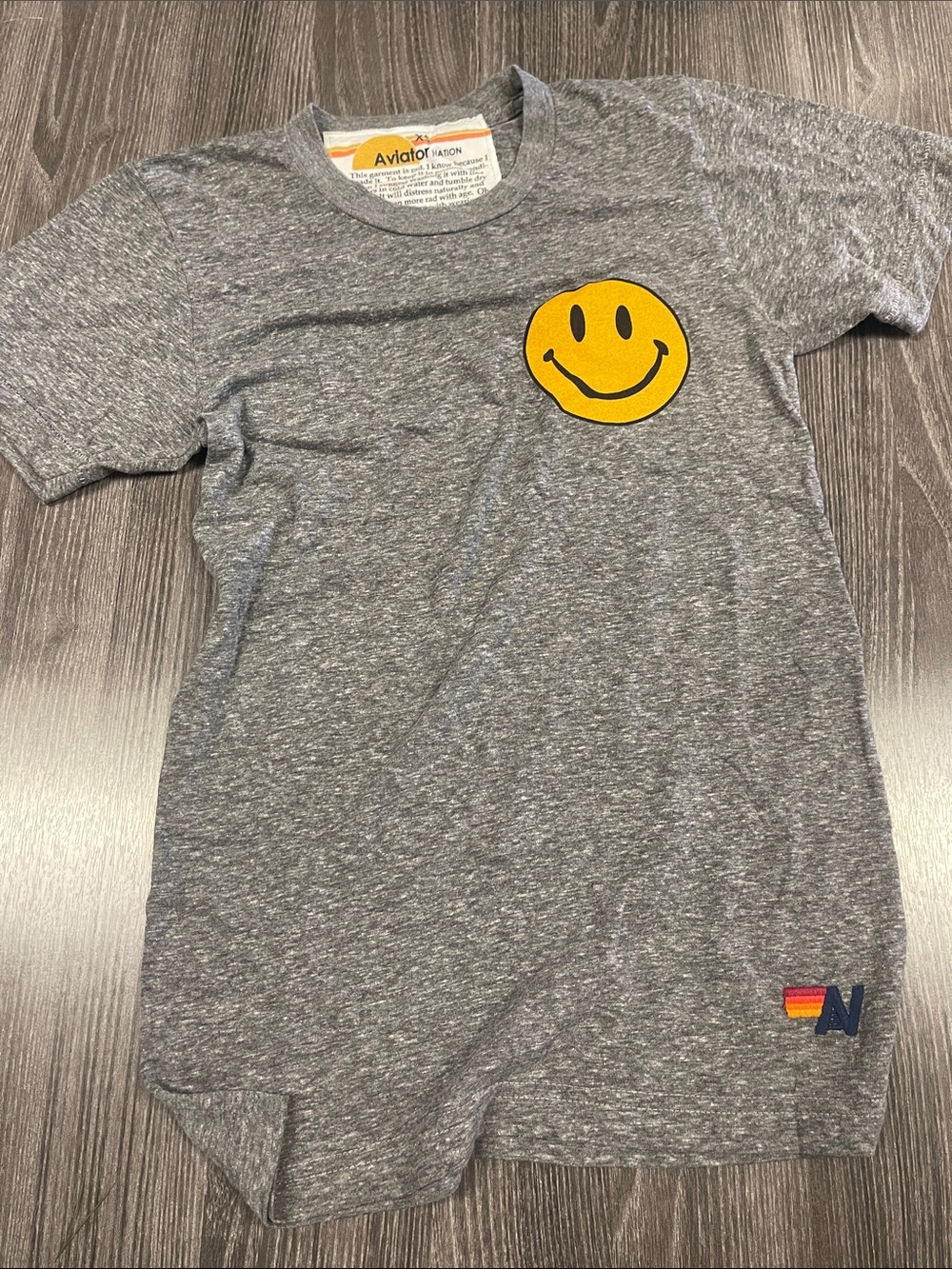 New aviator nation smile tee xs